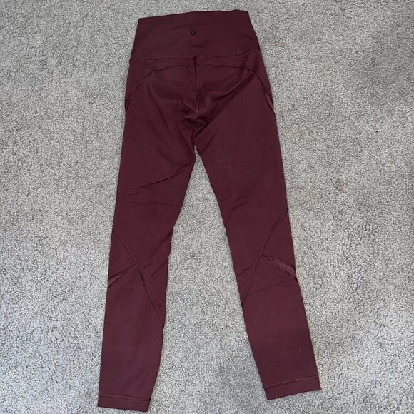 Lululemon High Times Tights Leggings Wrap Mesh in Bordeaux Worn w/Pilling Size 4 - Picture 5 of 9